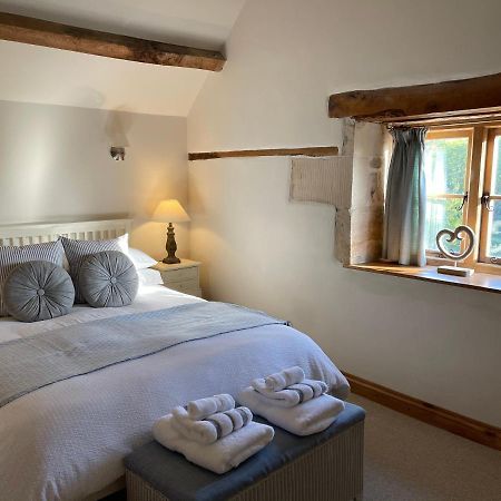 The Cider Barn - Spacious First Floor Apartment Set Within Barn Conversion Cheltenham Exterior photo