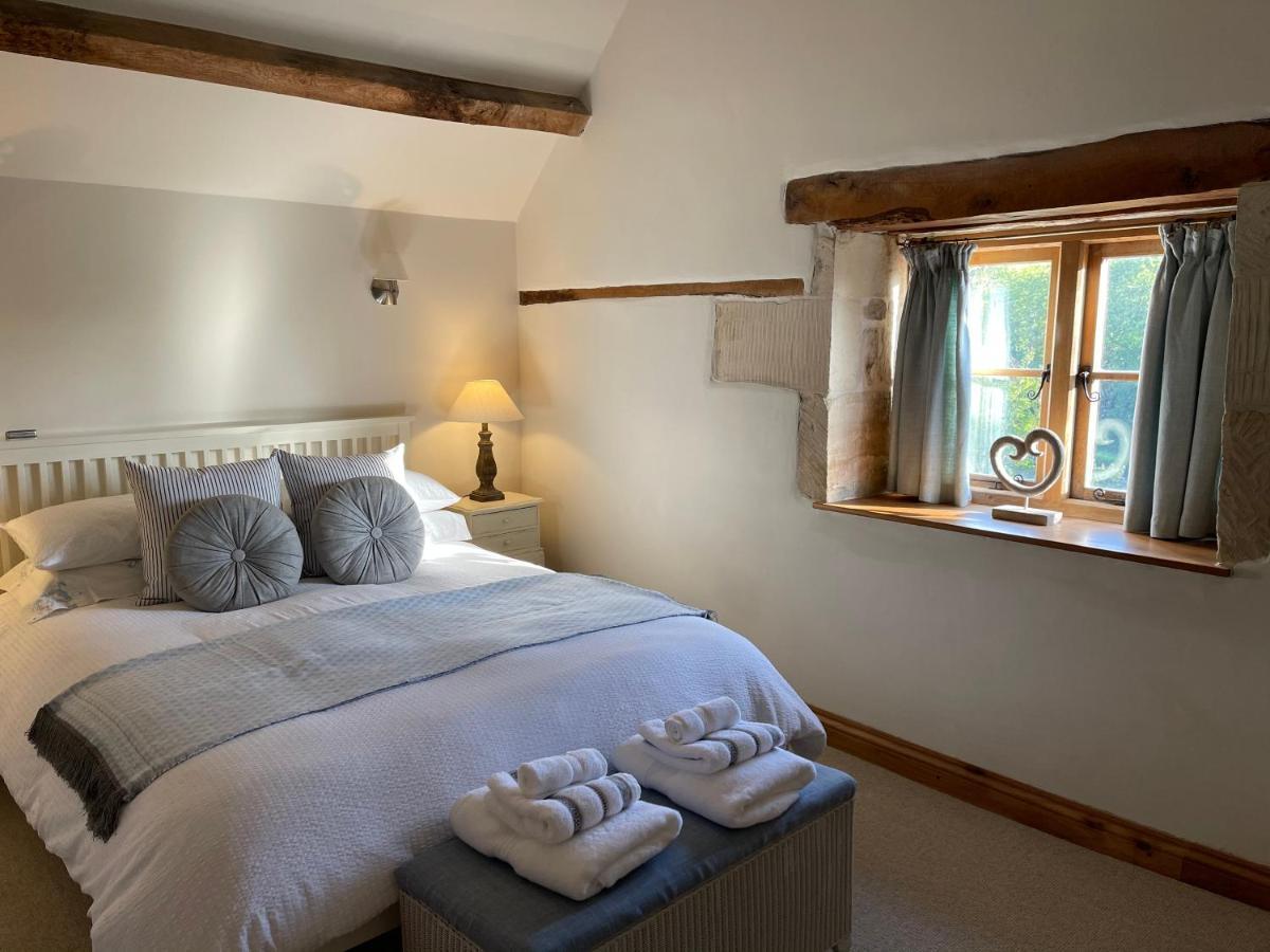 The Cider Barn - Spacious First Floor Apartment Set Within Barn Conversion Cheltenham Exterior photo